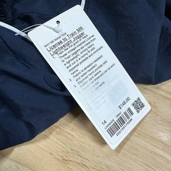 Lululemon License to Train Mid-Rise Lightweight Jogger True Navy Size 14 NWT - Picture 9 of 12